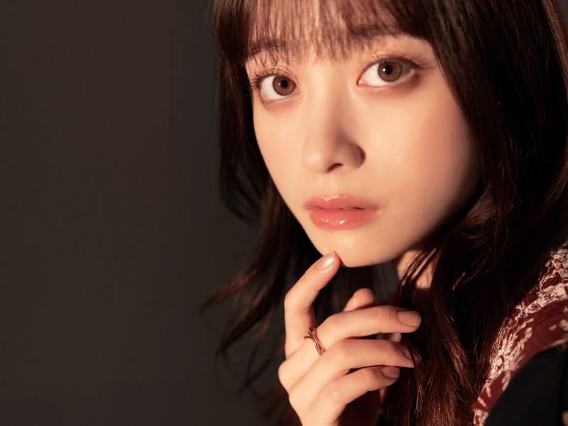 橋本環奈 WebLEON LEON カラダ探し