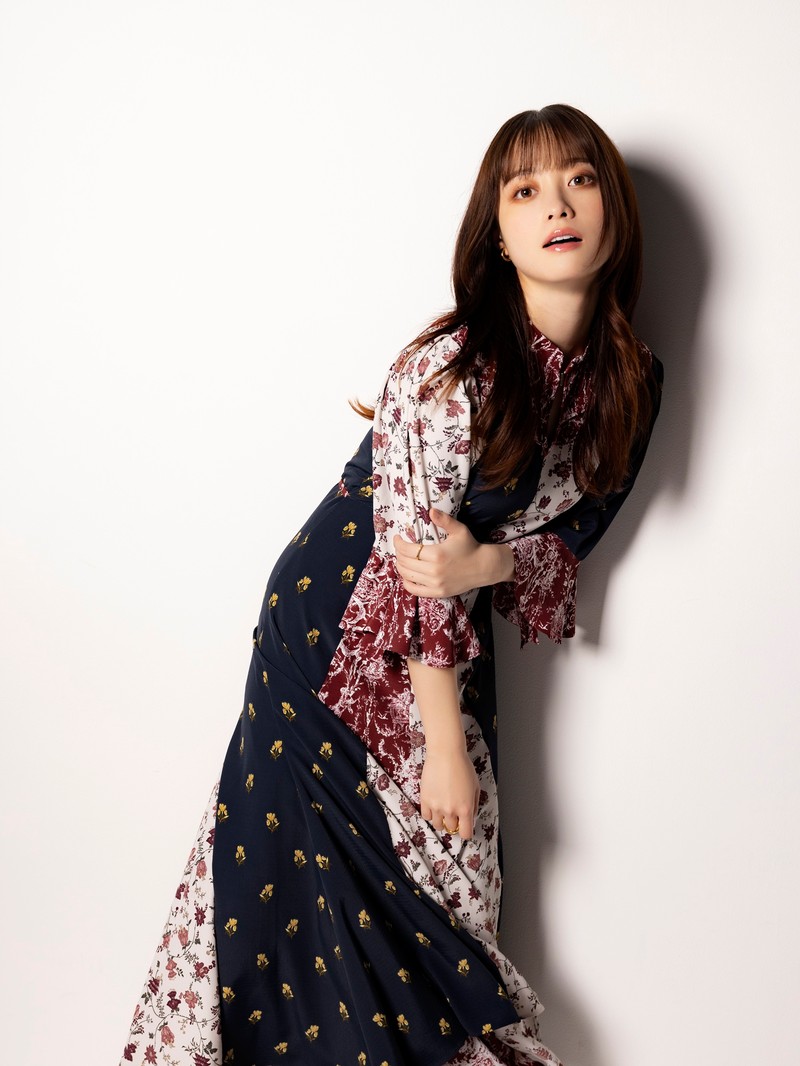 橋本環奈 WebLEON LEON カラダ探し