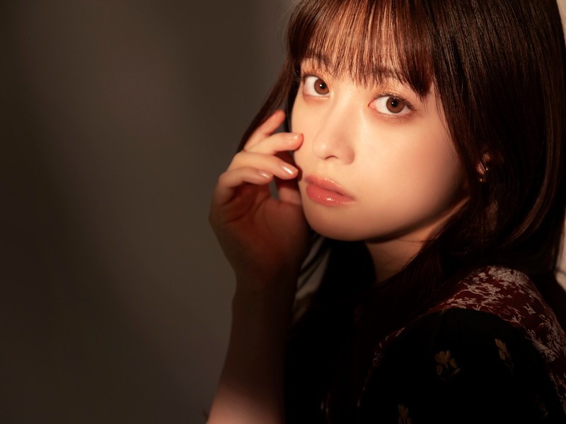 橋本環奈 WebLEON LEON カラダ探し