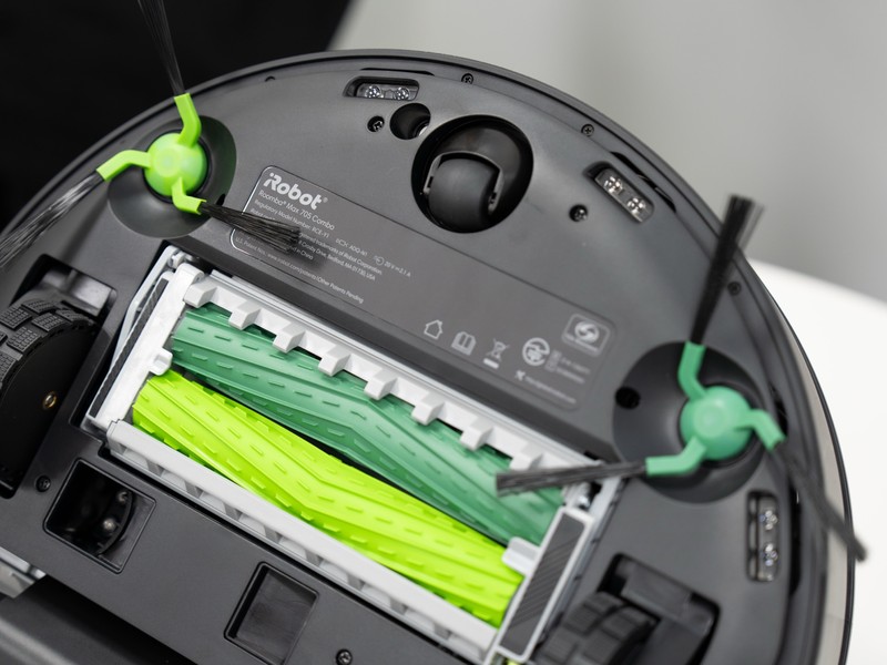 「Roomba® Max 705 Combo ロボット + AutoWash™ 充電ステーション」17万9800円/ルンバ(アイロボット)