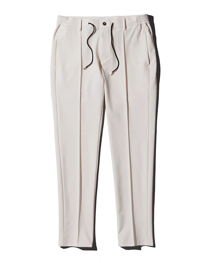 パンツ3万9600円／ジャブスアルキヴィオ（買えるLEON）