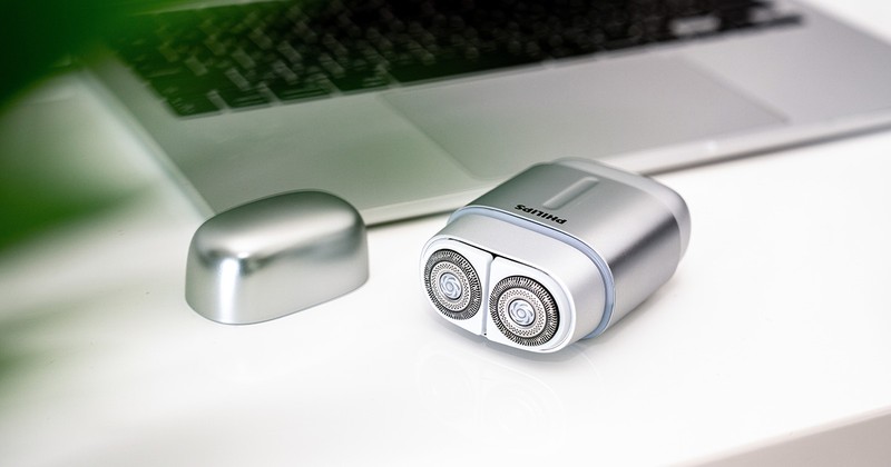 「フィリップス コンパクトシェーバー 700シリーズ」オープン価格／フィリップス