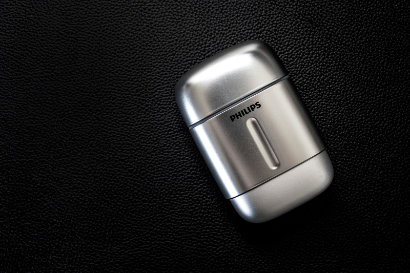 「フィリップス コンパクトシェーバー 700シリーズ」オープン価格／フィリップス