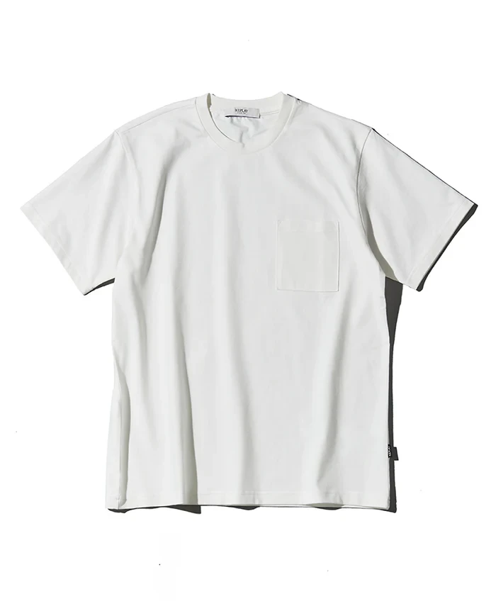 Tシャツ1万4300円/リプレイ(買えるLEON)