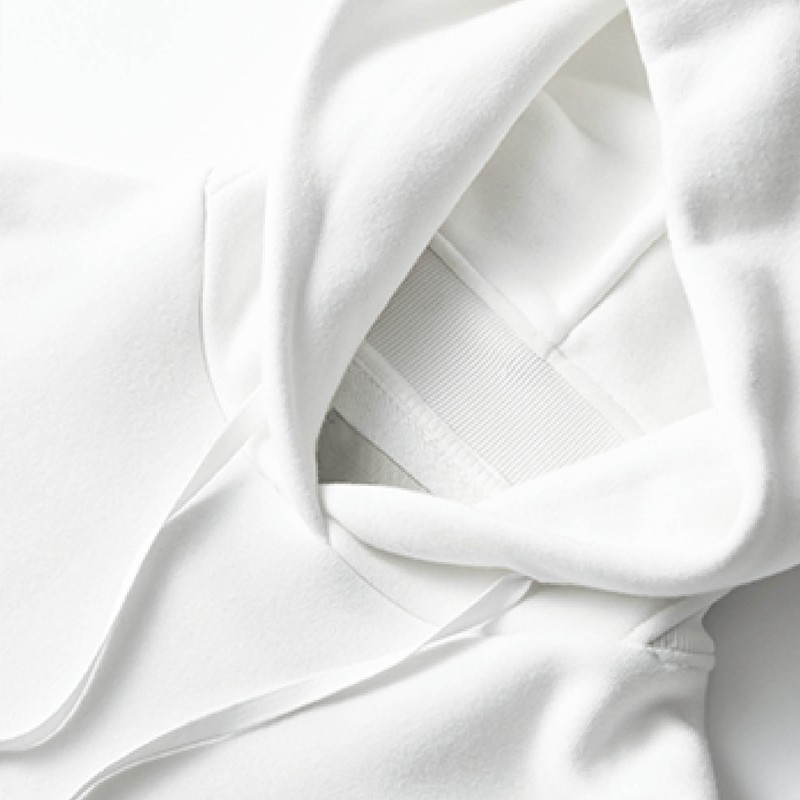 フーディー3万6300円／エフドット（ファスサンファール）