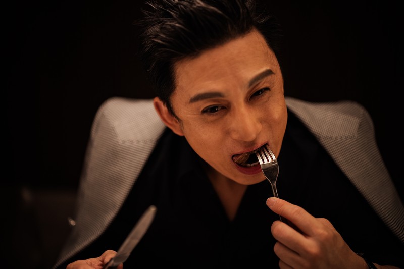 松本幸四郎の「“肉”十八番！ 圧巻の火柱！ ほとばしる肉汁！ 旨みが爆ぜる“鉄板焼き”の巻