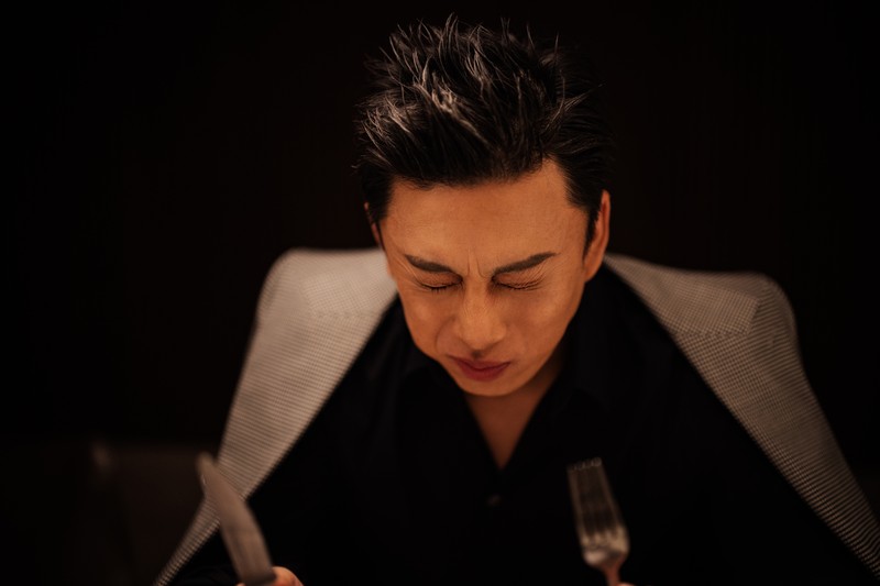 松本幸四郎の「“肉”十八番！ 圧巻の火柱！ ほとばしる肉汁！ 旨みが爆ぜる“鉄板焼き”の巻