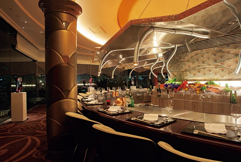 南青山の借景『表参道うかい亭』　東京都渋谷区神宮前5-10-1 表参道ジャイル 5F