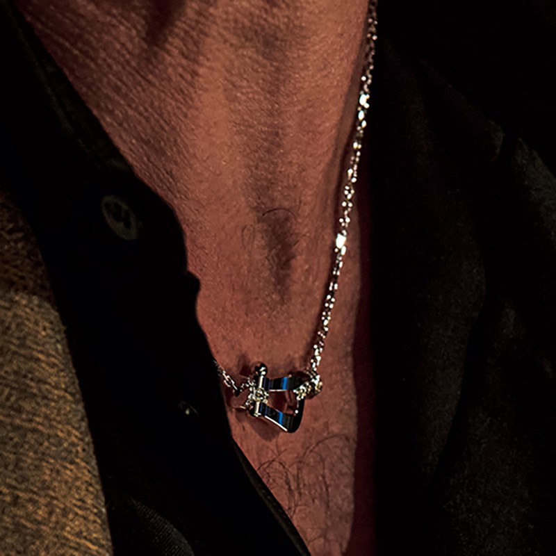 ネックレス134万2000円／フレッド（フレッドカスタマーサービス）