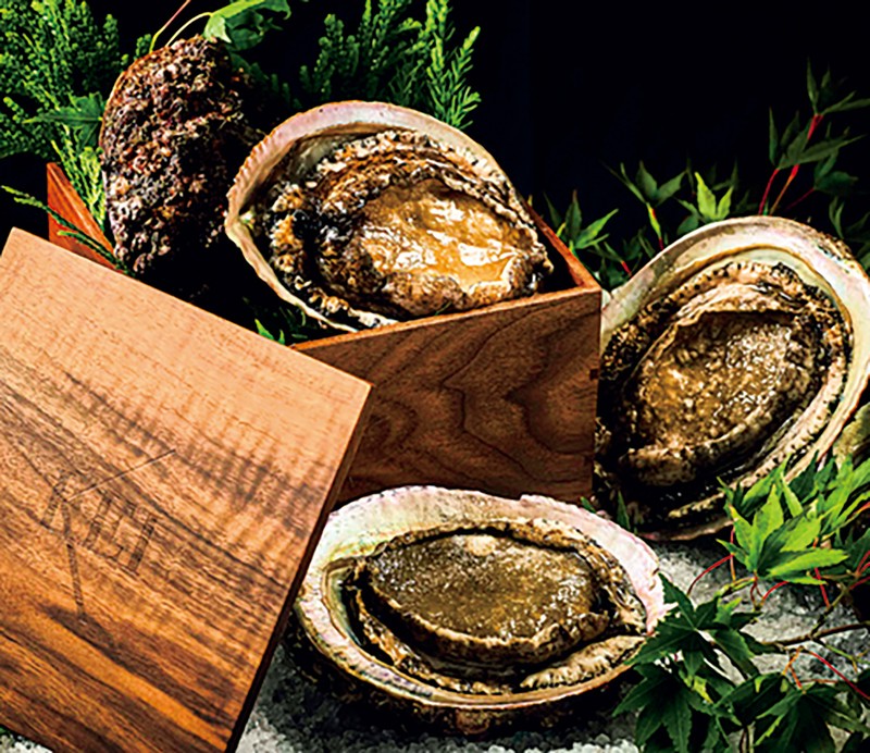 『Héritage by Kei Kobayashi』　東京都港区赤坂9-7-1東京ミッドタウン内 ザ・リッツ・カールトン東京45F