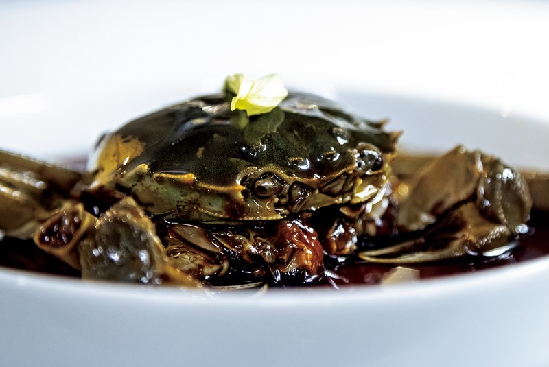 『蟹王府』　東京都中央区日本橋室町2-1-1 三井二号館 1F