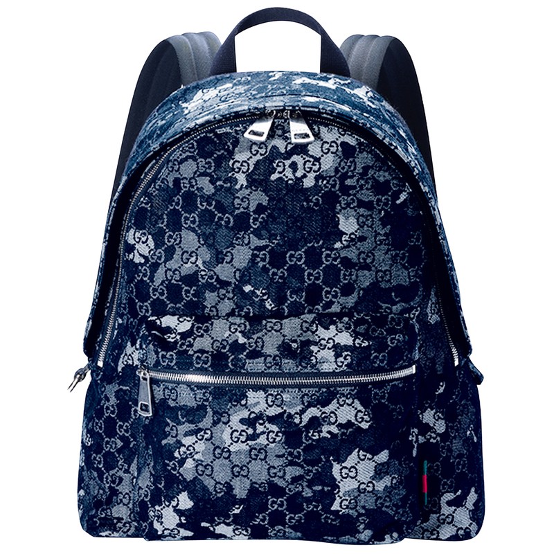 バッグ[W35×H40×D20㎝]38万5000円／グッチ（グッチ クライアントサービス）