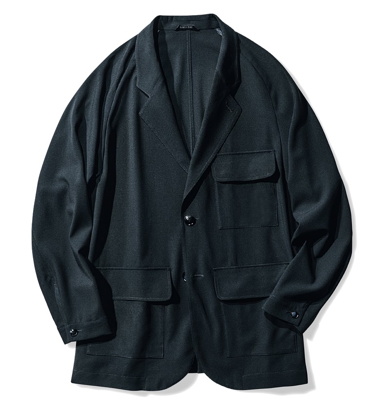 ジャケット37万4000円／ジョルジオ アルマーニ（ロンハーマン）