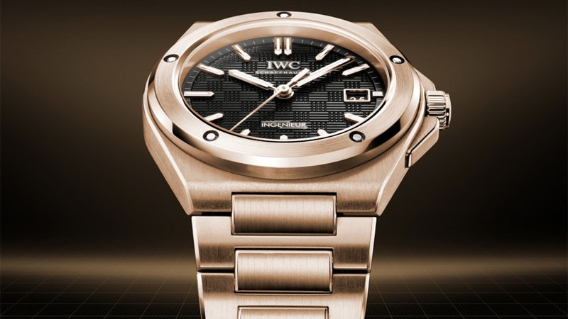 『インヂュニア・オートマティック 40』 自動巻き、18KRGケース（40㎜）×ブレスレット。10気圧防水。735万9000円／IWC