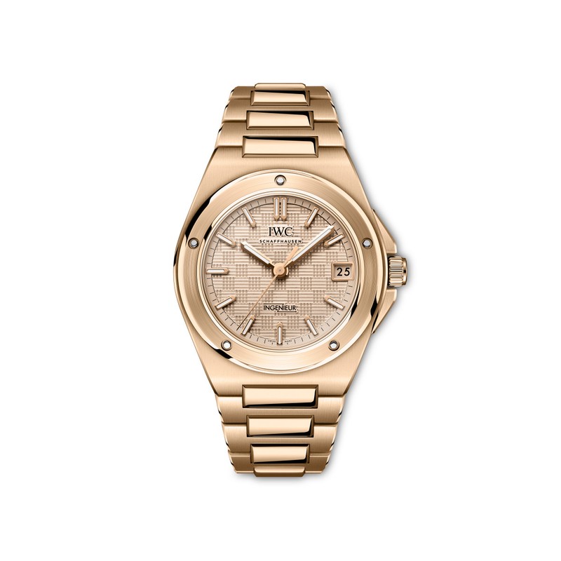 『インヂュニア・オートマティック 35』 自動巻き、18KRGケース（35.1㎜）×ブレスレット。10気圧防水。628万6500円／IWC