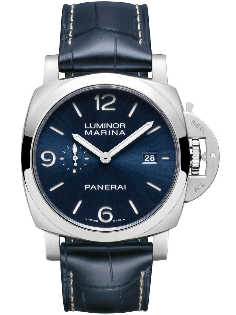 『ルミノール マリーナ PAM03312』自動巻き、SSケース(44mm)、アリゲーターストラップ、500m防水。132万円/パネライ(パネライ 大阪ブティック)