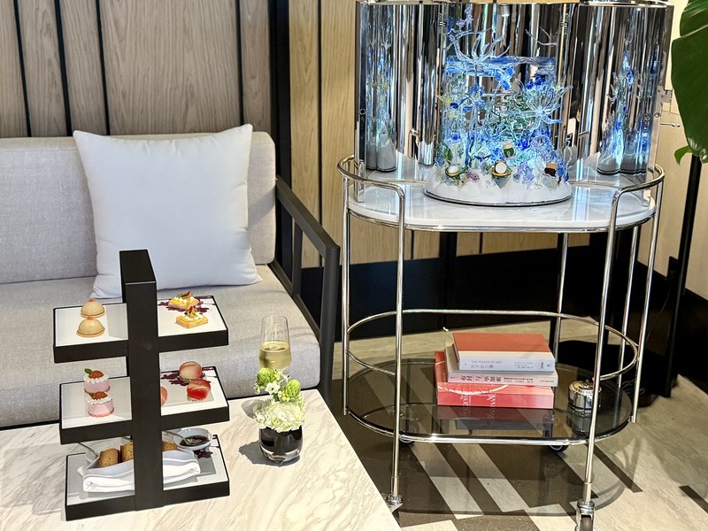 どこから攻めるか悩ましい２台のアフヌン。