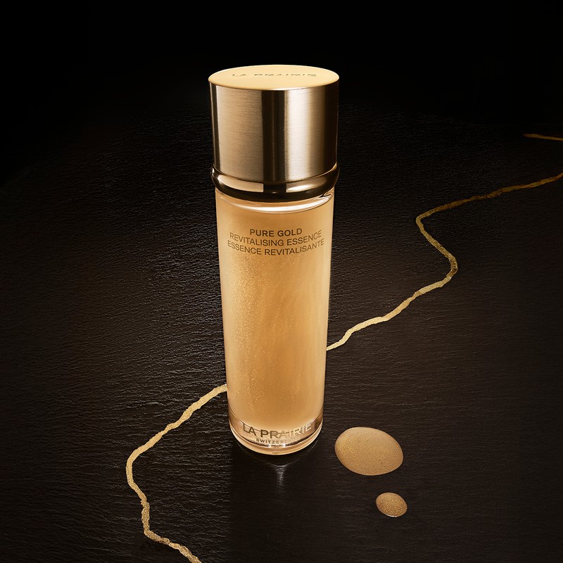 「ピュアG ラディアンス エッセンス」130ml 6万9740円／ラ・プレリー