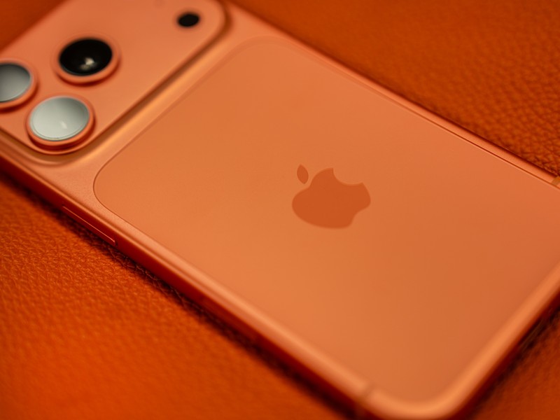 「iPhone 17 Pro」17万9800円～／アップル