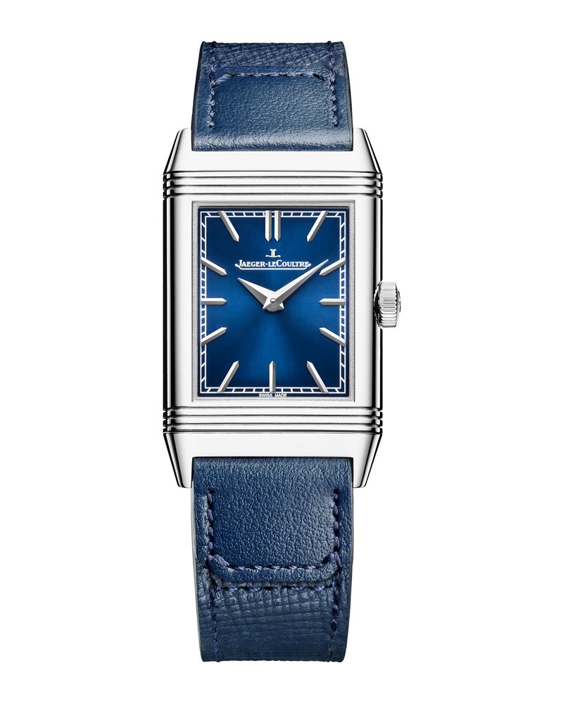 「レベルソ・トリビュート」自動巻き、SSケース（40.1×24.4mm）、カーフスキンストラップ。142万5600円／ジャガー・ルクルト