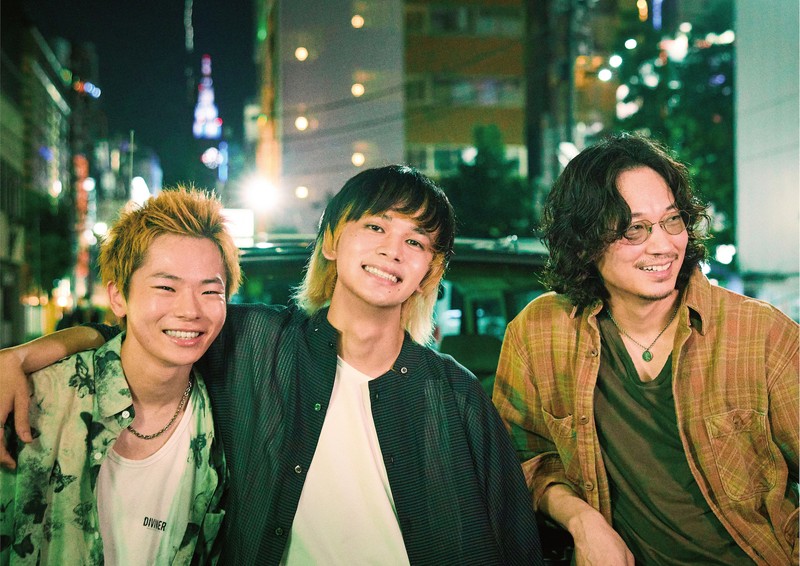 北村匠海 綾野剛 愚か者の身分 WebLEON LEON