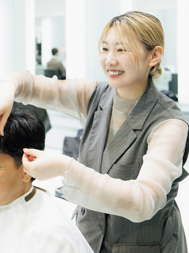 TAYA丸の内店 末藤 礼さん