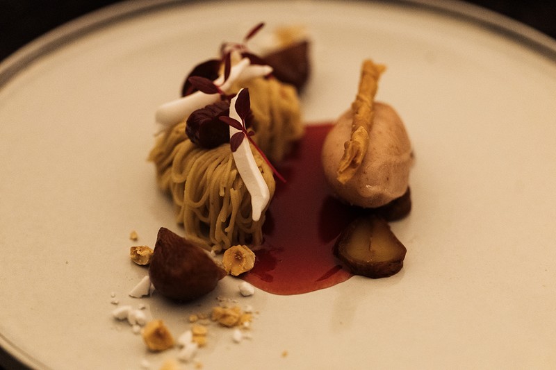 アルヴァ アマン東京 「モンテビアンコ イタリア栗と和栗のマロンクリーム 愛知県産無花果のソルベ」3200円(税・サービス料込み)