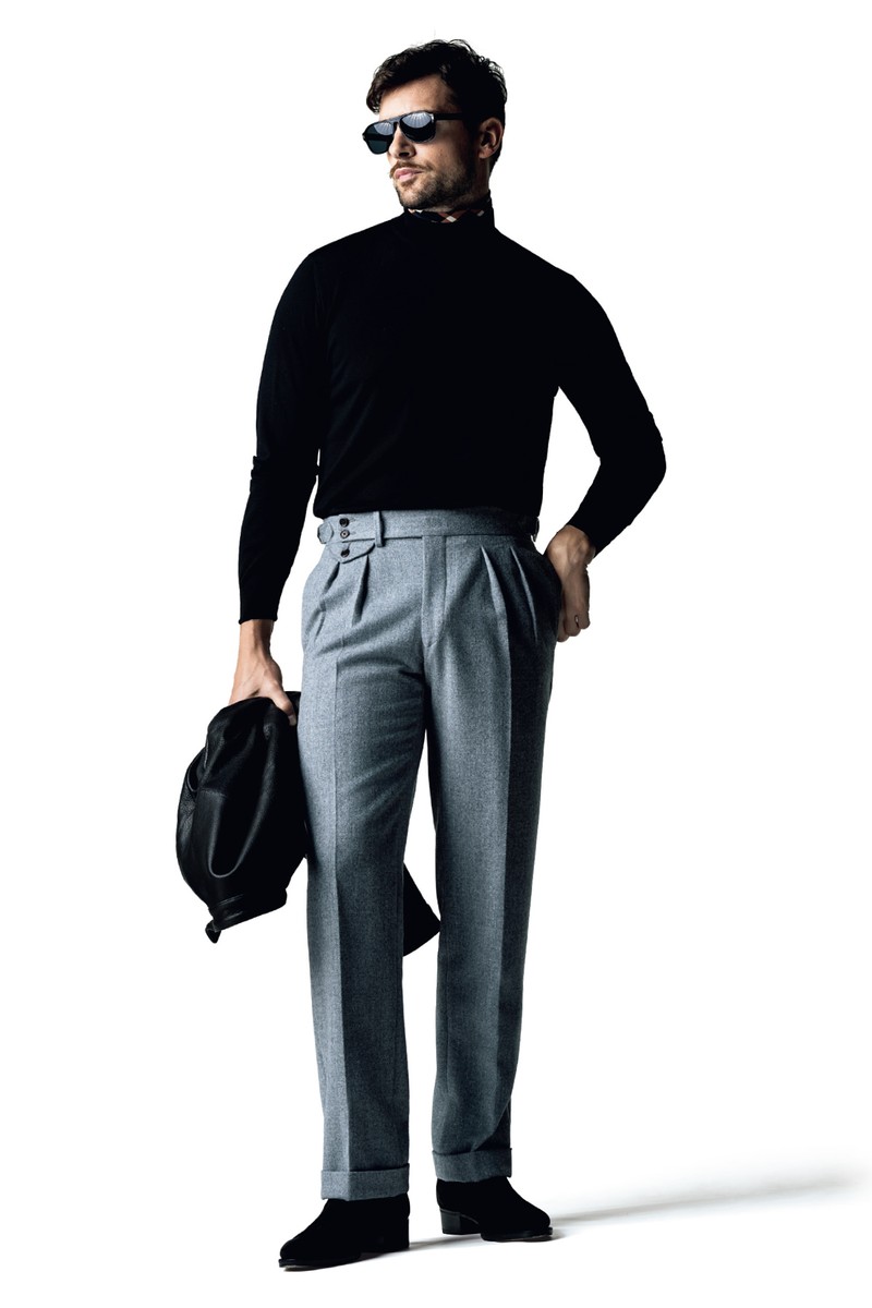 ブルゾン24万8600円/チンクアンタ、ニット3万8500円/フィリッポ デ ローレンティス(トヨダトレーディング プレスルーム)、スカーフ3万1900円/アットヴァンヌッチ(ビームス 六本木ヒルズ)、パンツ5万5000円/ポール・スチュアート(ポール・スチュアート青山本店)、サングラス5万1700円/アイヴァン(アイヴァン東京ギャラリー)、ブーツ35万7500円/ジョンロブ(ジョン ロブ ジャパン)