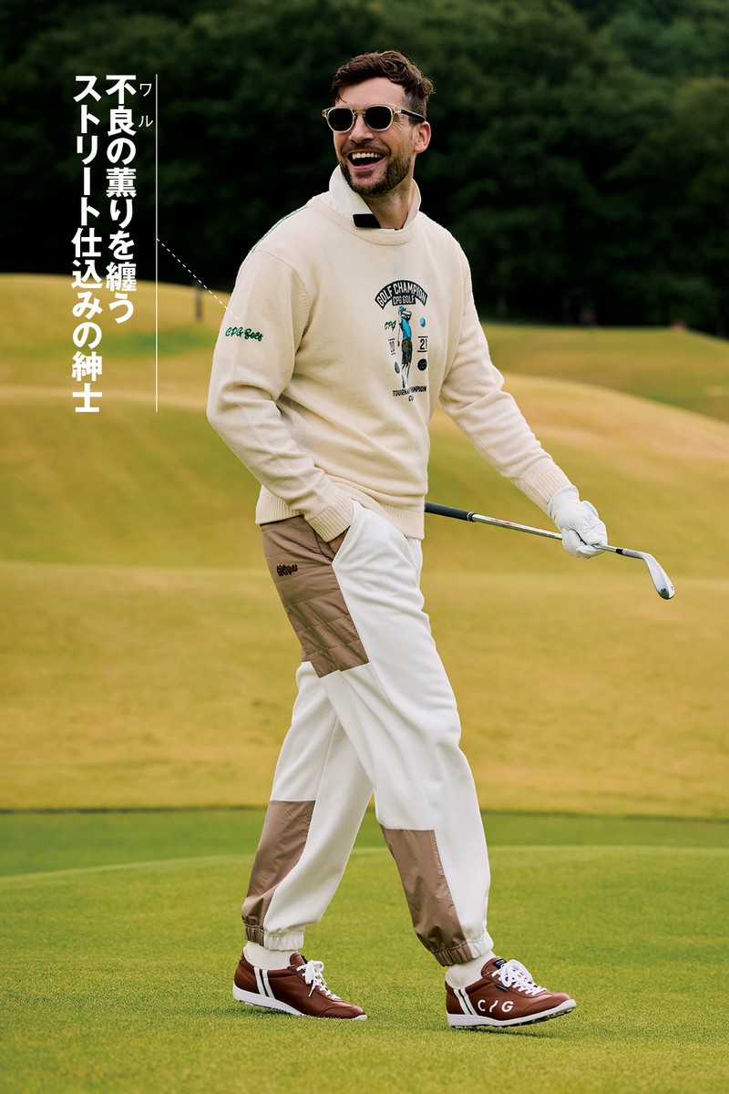 ニット5万6100円、ポロシャツ2万9700円、パンツ6万1600円/すべてシーピージー ゴルフ、シューズ3万9600円/パトリック×シーピージー ゴルフ( すべてCPGGOLF) 、サングラス2万2000円/アイヴォル(アイヴァン トウキョウ ストア)