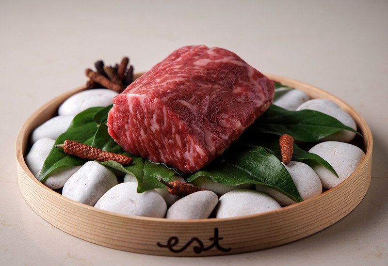 フォーシーズンズ大手町 レストラン「est（エスト）」