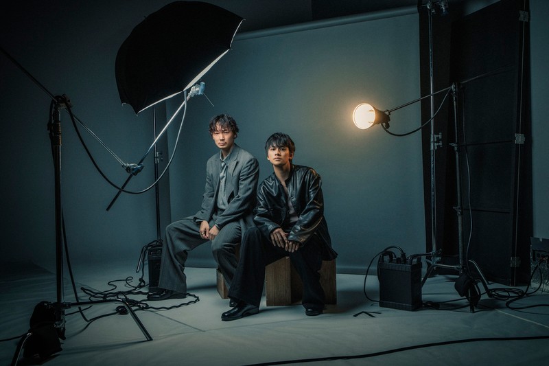 北村匠海 綾野剛 愚か者の身分 WebLEON LEON