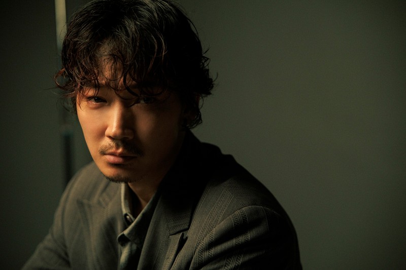 北村匠海 綾野剛 愚か者の身分 WebLEON LEON