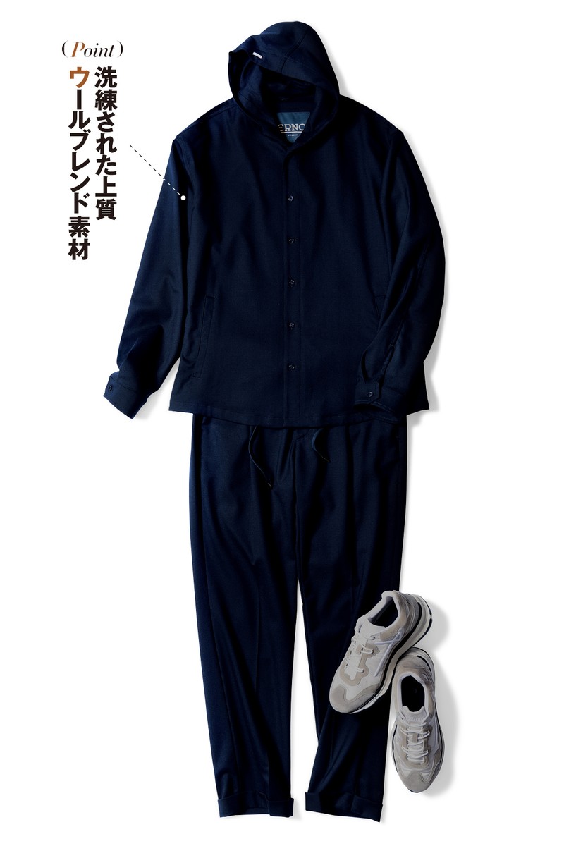 ブルゾン13万9700円、パンツ7万9200円、スニーカー9万6800円/すべてヘルノ(ヘルノ・ジャパン)