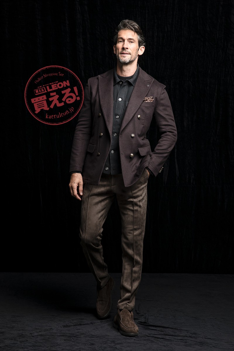 ジャケット7万7000円、ブルゾン2万900円、ニット1万1000円、パンツ1万3200円/すべてジーステージ(ジェノ)、靴はスタイリスト私物