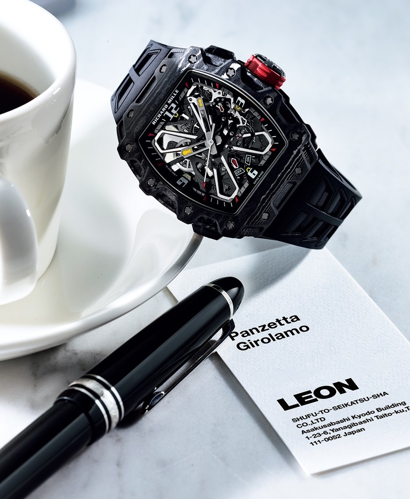 「RM 35-03 オートマティック ラファエル・ナダル」自動巻き、カーボンTPT®ケース(49.95×43.15㎜)、ラバーストラップ。価格要問い合わせ/リシャール・ミル(リシャールミルジャパン)