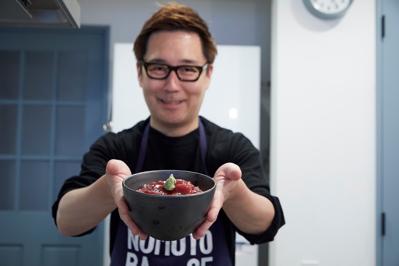 野本やすゆき