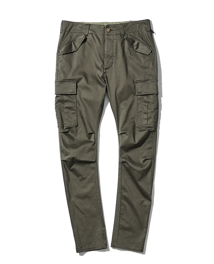 大人の秋冬ワードローブ10】 脚長パンツ＋別注ヘンリーネックTシャツ