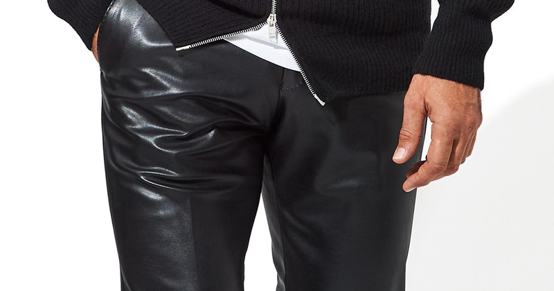 あの「マノロ ブラニク」のスニーカーは、やっぱり上品なのに不良(ワル