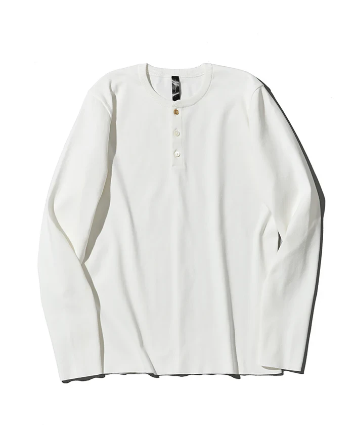 カットソー2万5300円／ダブルジェイケイ（買えるLEON）