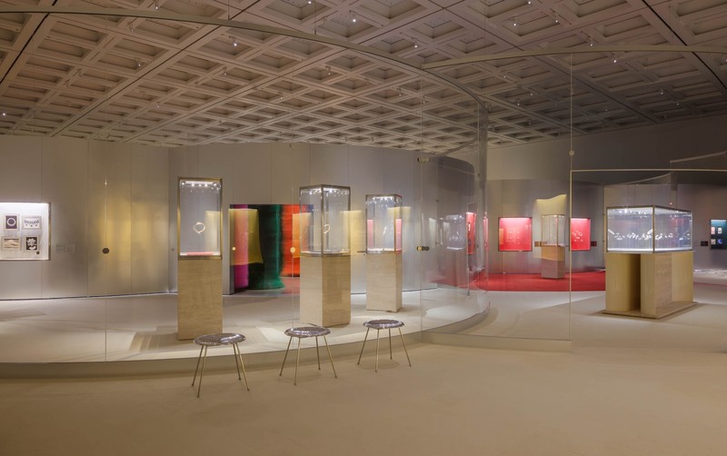 「ブルガリ カレイドス 色彩・文化・技巧」 LEON ブルガリ 国立新美術館