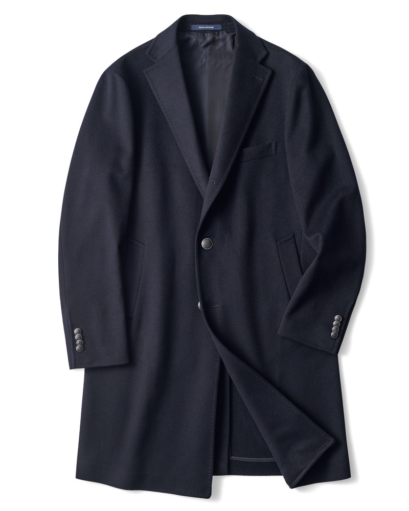 コート35万7500円／タリアトーレ（トレメッツォ）