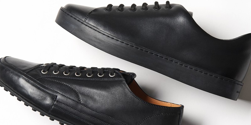 【niconico】マノロブラニク インスタLIVEも開催！ 「マノロ ブラニク」の春の新作でモテる足元を