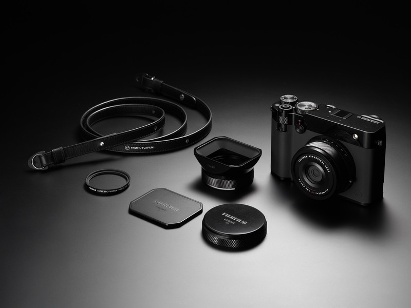 藤原ヒロシ × GFX100RF FRAGMENT EDITION