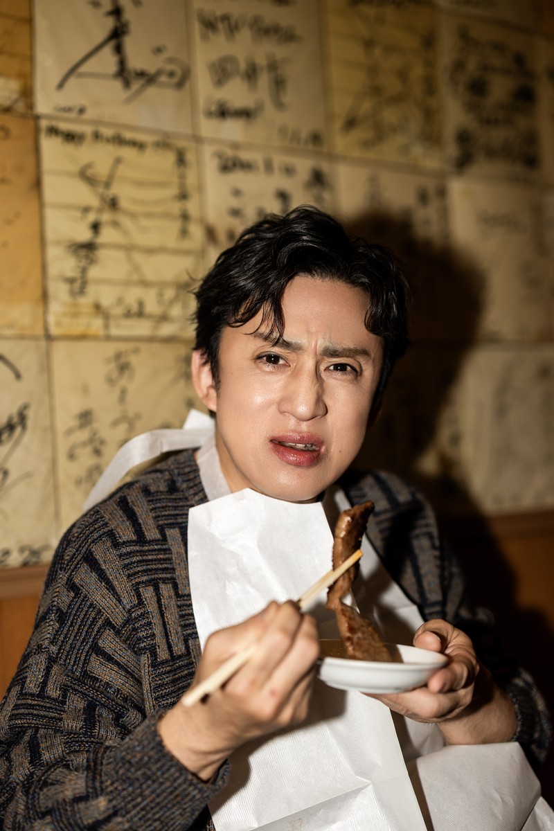 「本とさや 浅草・老舗焼肉店の豪快カルビにガブリッ! 幸四郎、獅子になる!