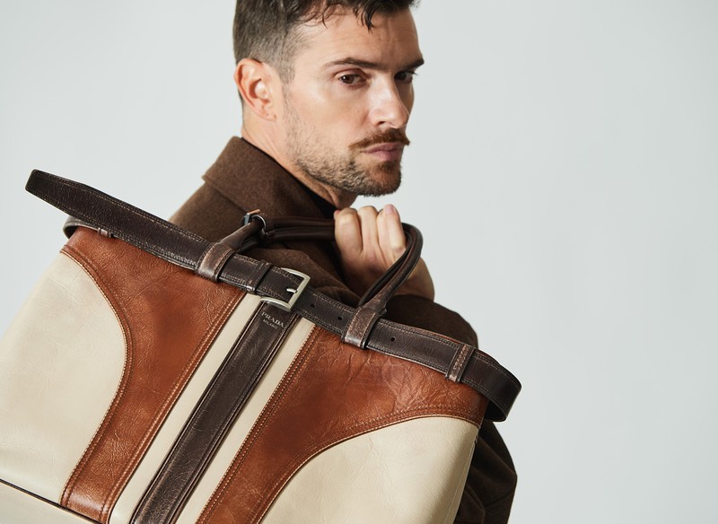 秋冬ファッション、着こなし、コーデ、スニーカー、Gジャン