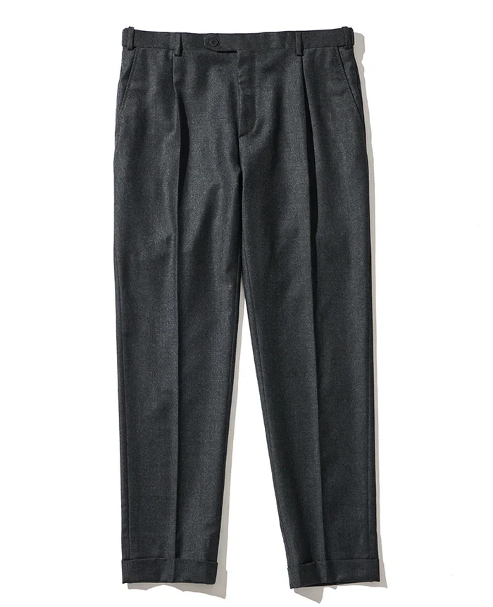 パンツ20万6800円/ブリオーニ(買えるLEON)