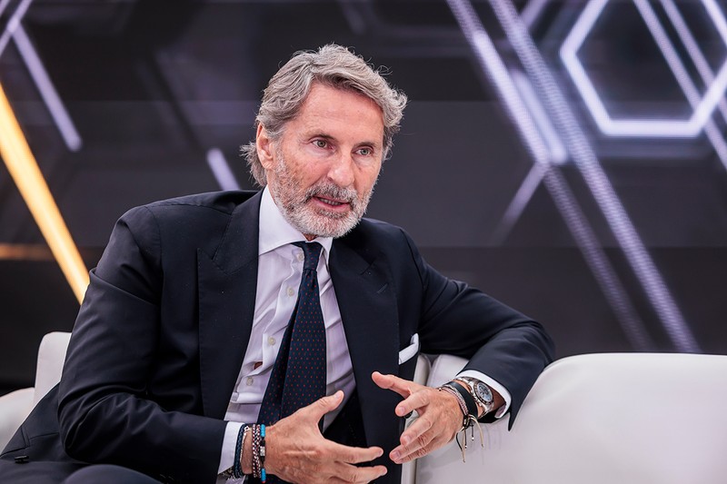 Automobili Lamborghini Chairman & Chief Executive Officer Stephan Winkelmann（ステファン・ヴィンケルマン）