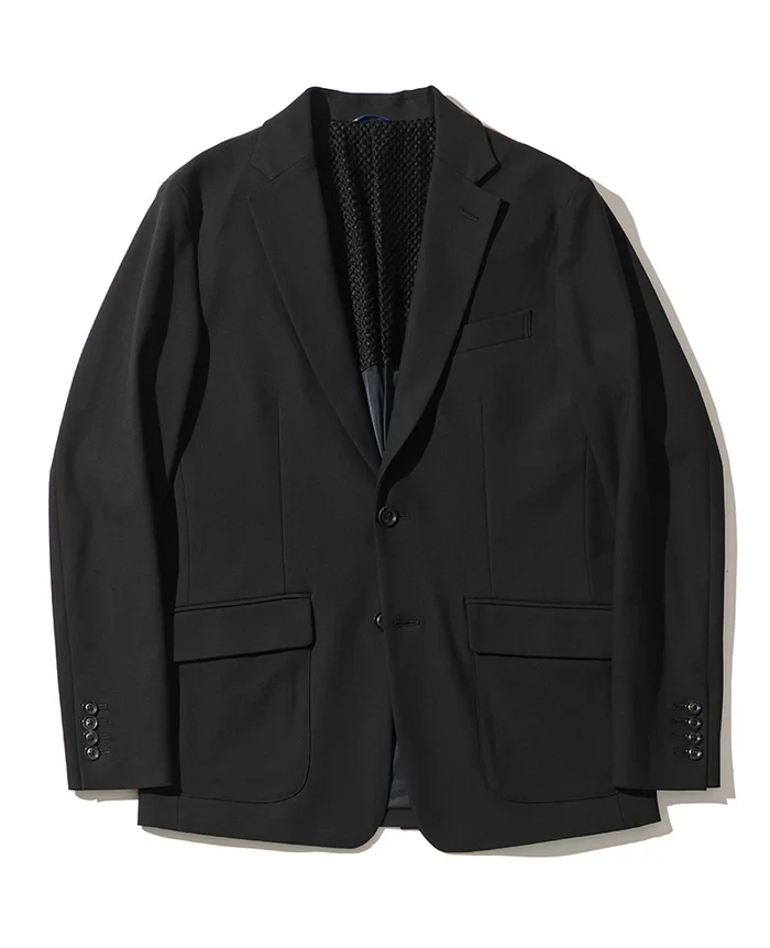 ジャケット6万6000円／ジュンハシモト（買えるLEON）