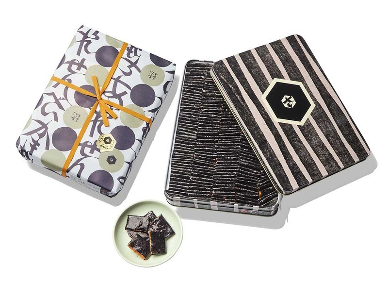 米の旨味と海苔の香りがほわっと広がる、お酒とも相性がいい「海苔おせんべい」