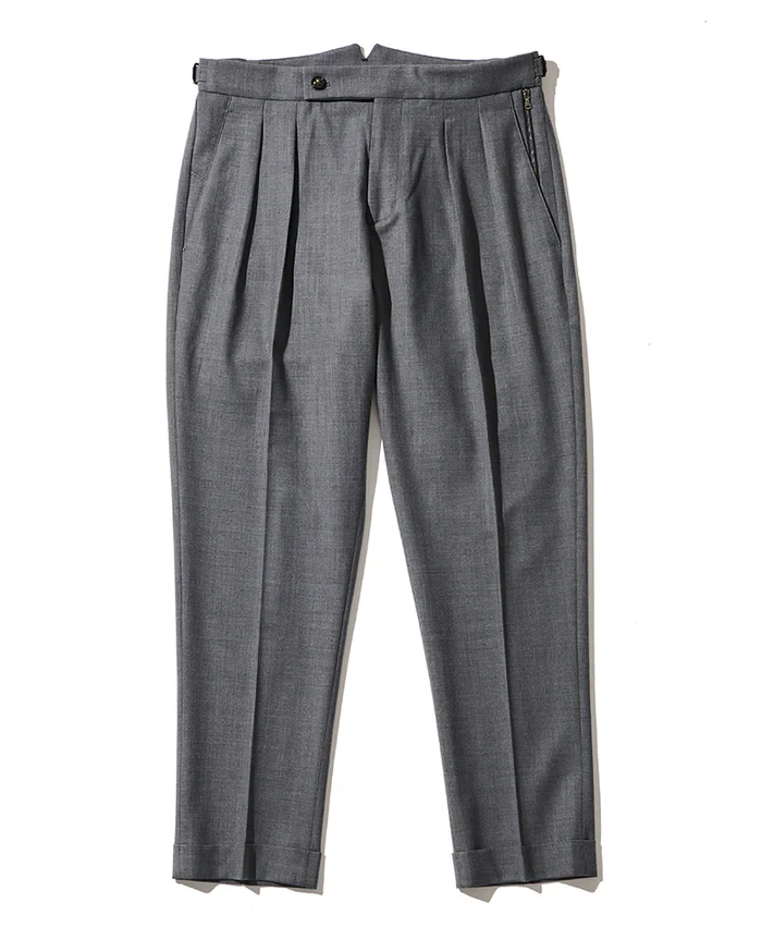 パンツ5万600円／ジュンハシモト×ベルウィッチ（買えるLEON）